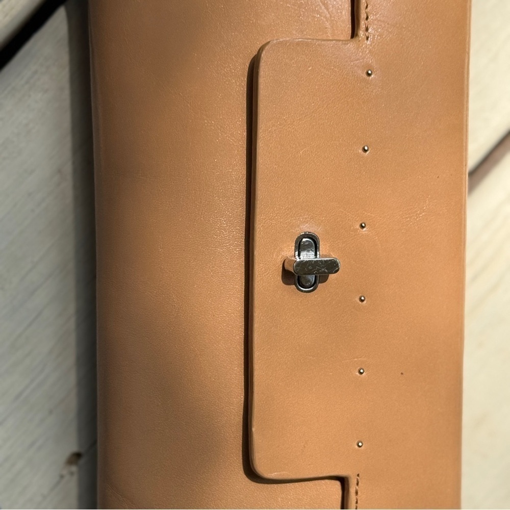 Monsac Tan Leather Minimalist Shoulder Bag. Preowned. 10 1/2” long X 5” high. - Picture 11 of 14